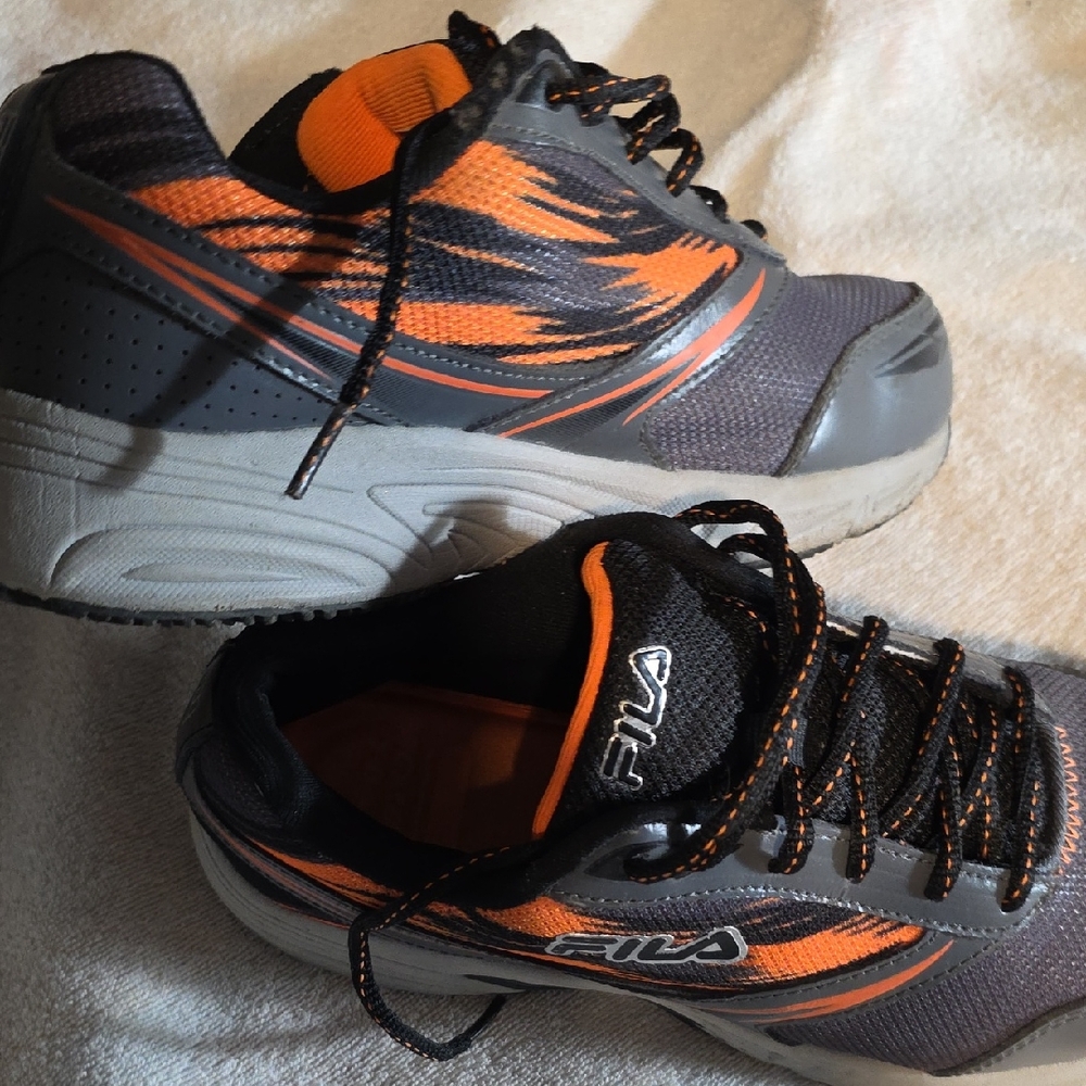 Fila Men's Charcoal and Tangerine Athletic Shoes